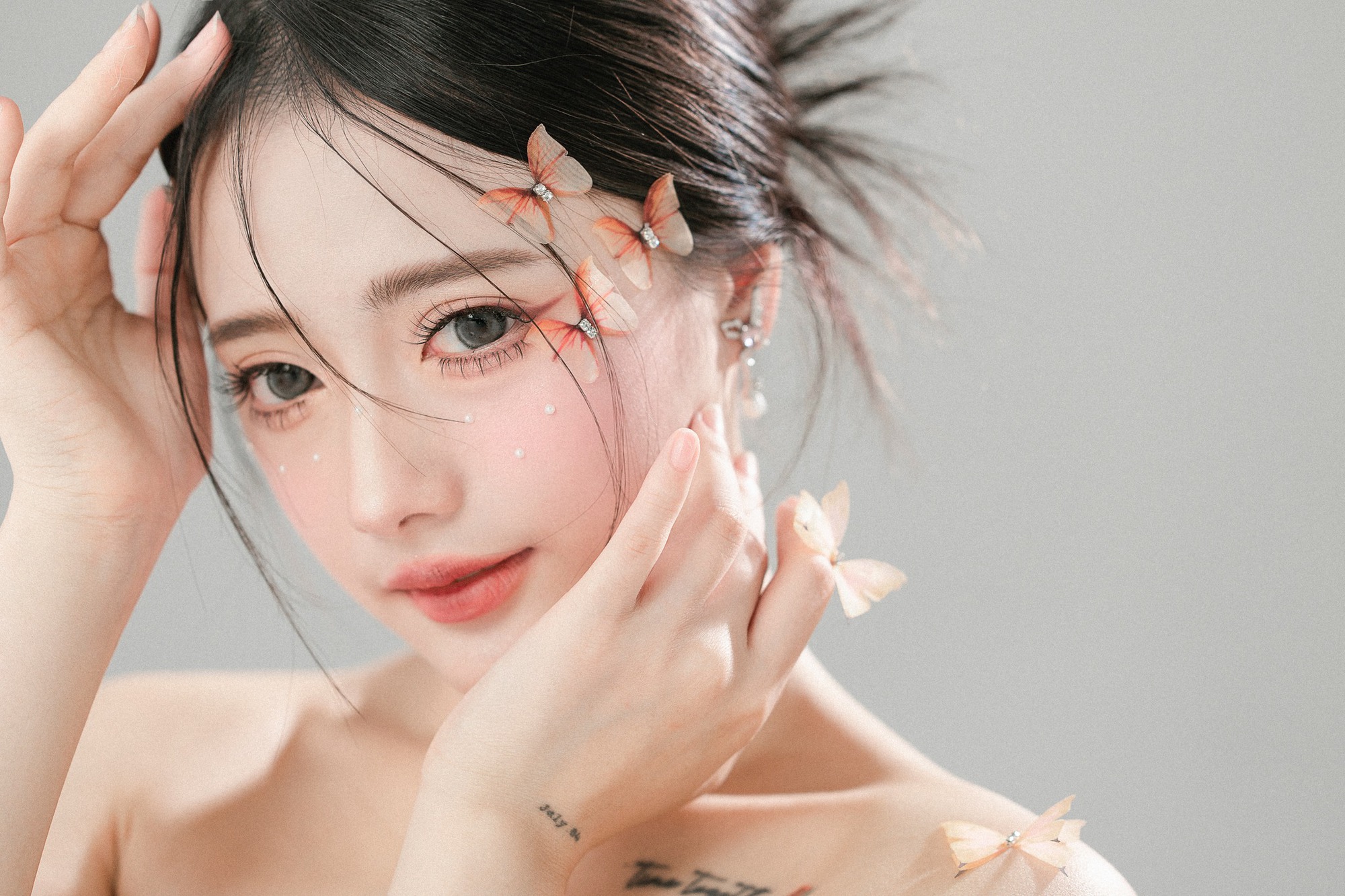 Meet Hà Vi, Vietnam’s Stunning Cosplayer with a Flawless Profile 7 48720011136678985368407506124255198852442662n 17493623787181440973751 1749367362476 1749367362610352010404