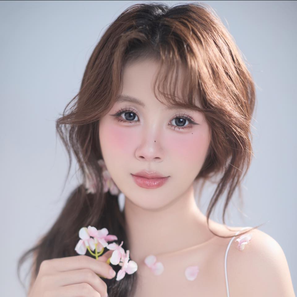 TikToker ChangMie Opens Up About Her Cosmetic Surgery Journey 7 4882477167112140912361692439431111877334038n 17492007419861122624218 1749201820862 17492018210192086899567