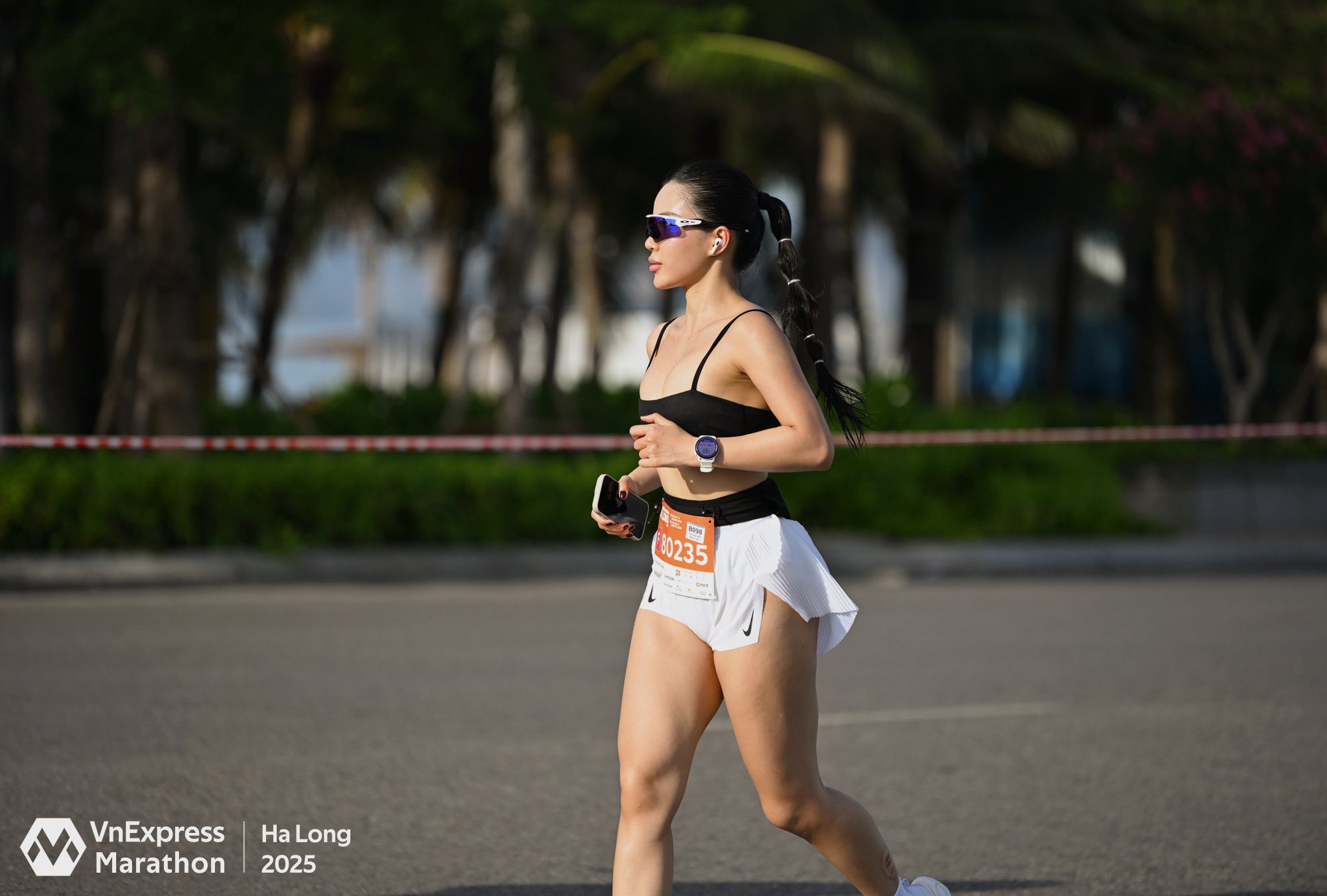 Fitness Influencer Claps Back at Critics Over Marathon Look 8 50360418731533701148285062911515473577073257n 1749439122543338685904 1749439525300 17494395254231053056479