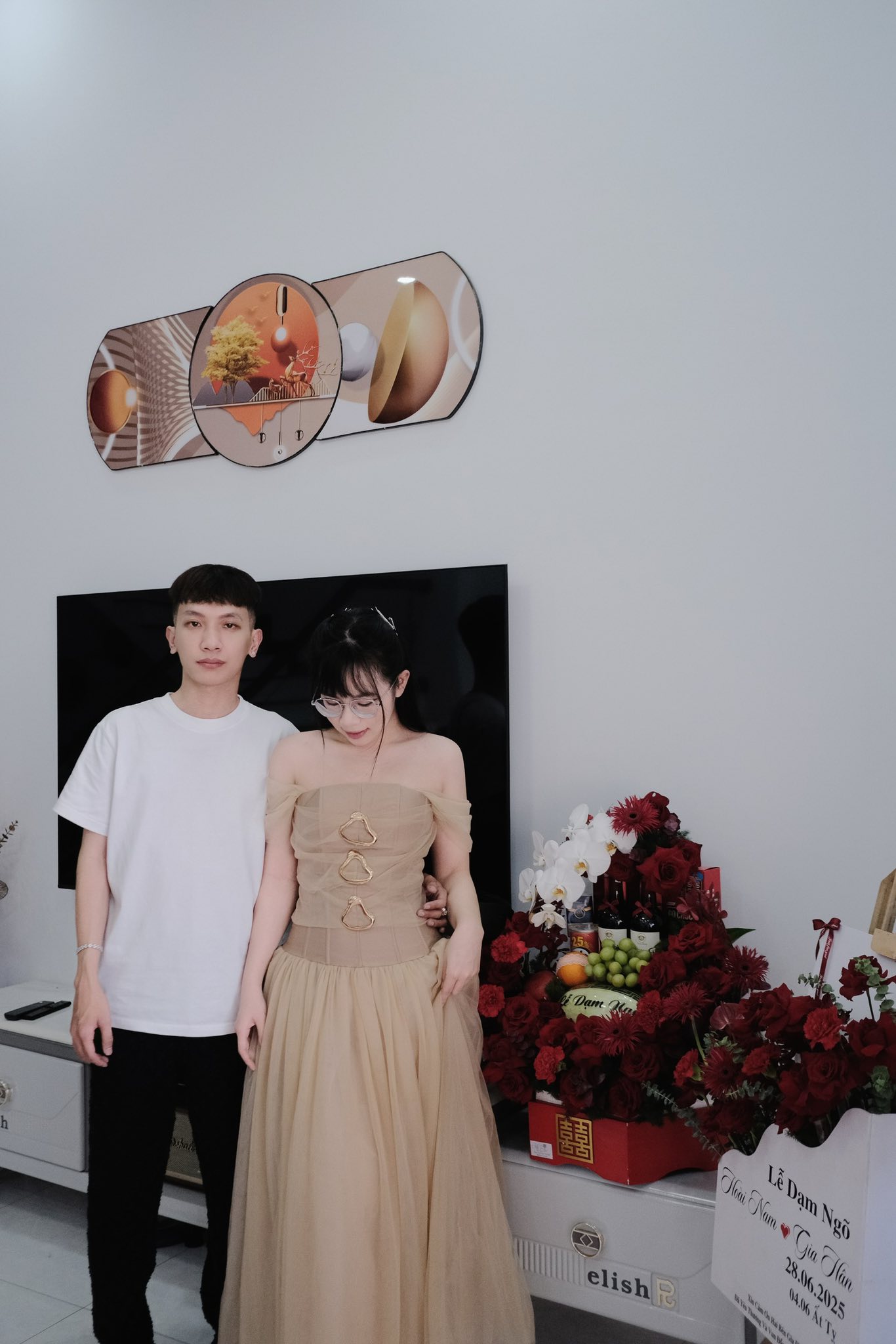 SGP Star Red Set to Wed, Girlfriend’s Look Finally Revealed 9 Engagement ceremony photos