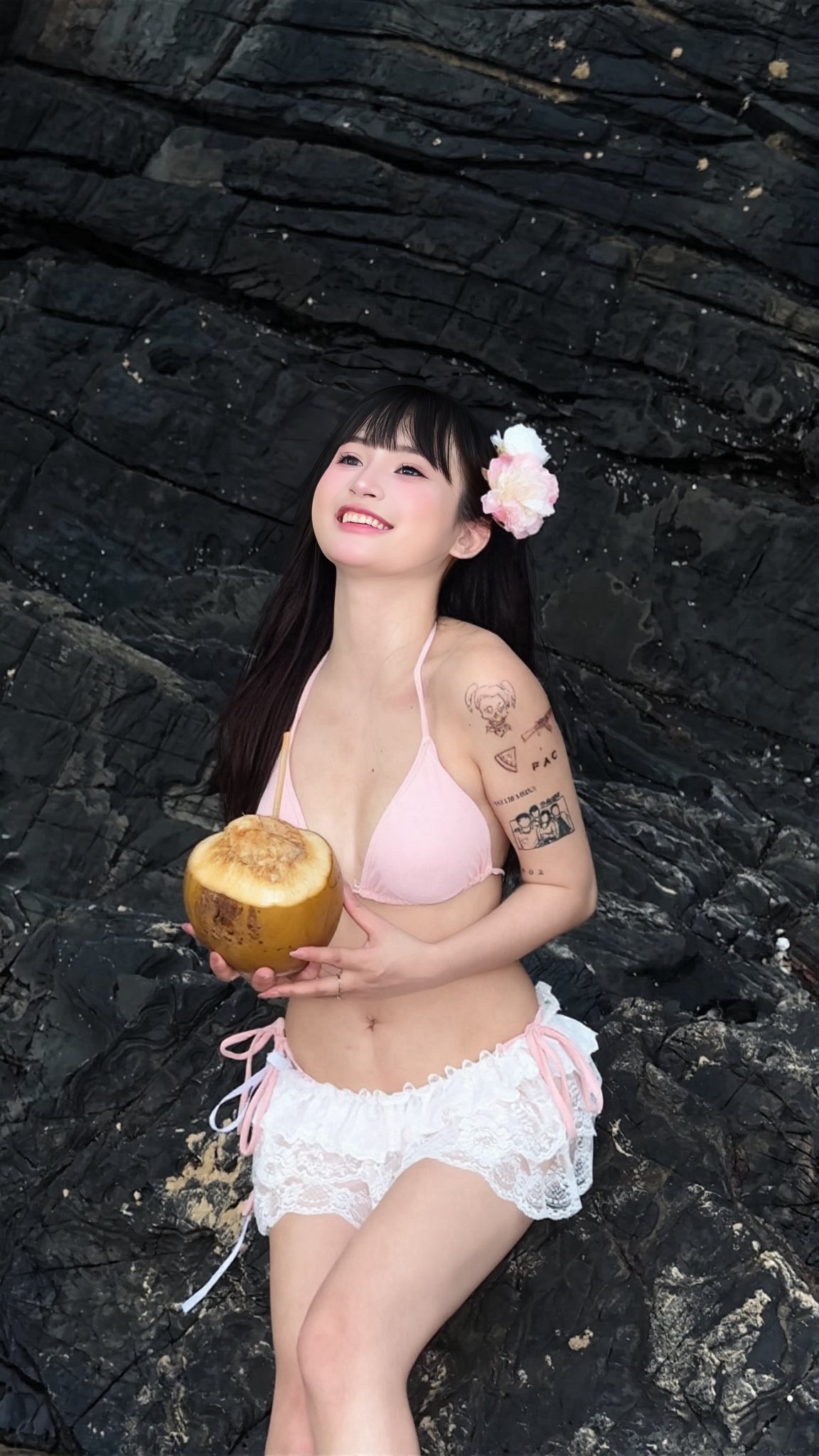 Alice Xuân Hoài’s Stunning Comeback After Free Fire Fame 5 Alice glamorous photo 1