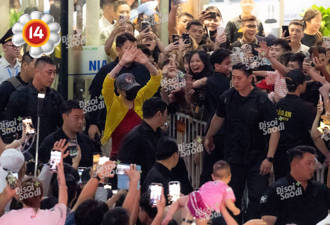 G-Dragon’s Vietnam Concert Could Feature Surprise Gaming Moment 2 gd7 1750438960722 1750438961637401887111 1750480819217866038203 1750492781859 17504927819801086377121