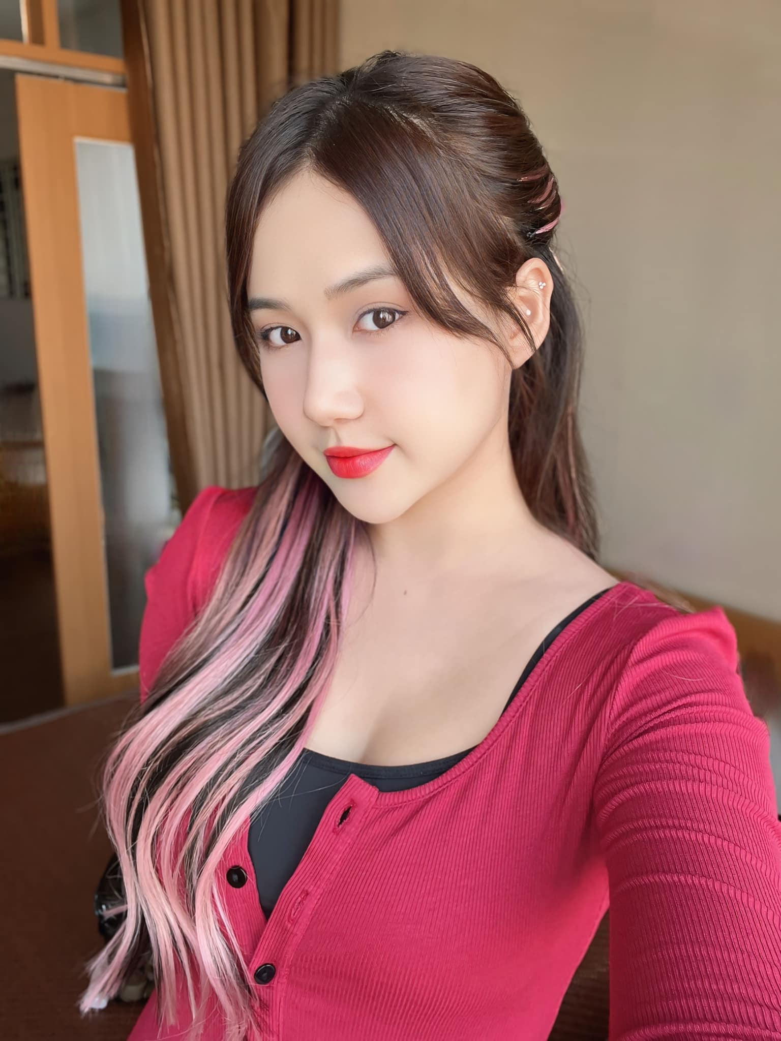 TikToker Nhu Le’s Bikini Video Sparks Gaming Community Buzz 1 photo 1733972609821 17339726133391102237628 1750152184888200045582 1750153877678 17501538780431149168469