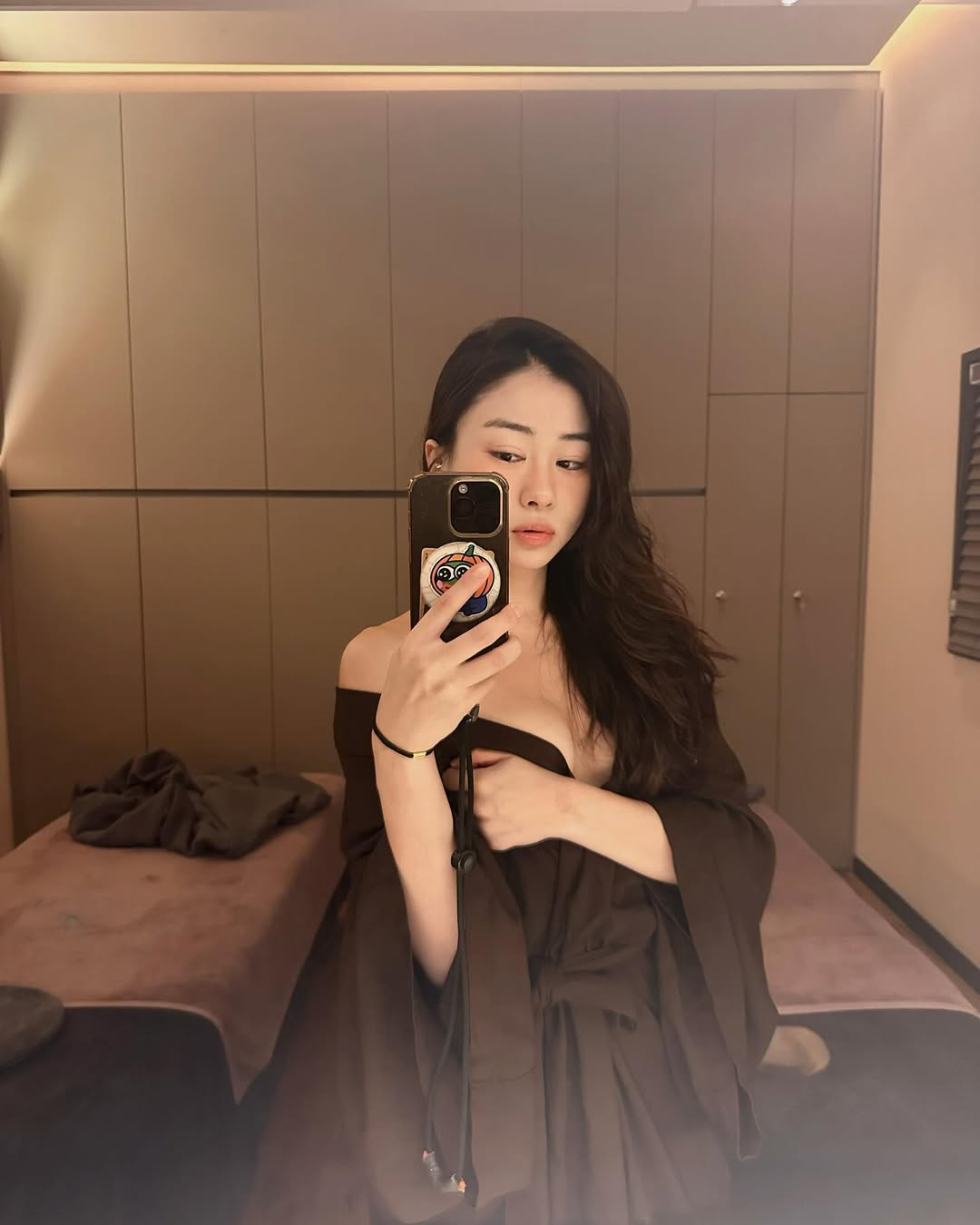 Korean Streamer Shocked by Stranger's Harassment on Live 6 photo 1748418398646 17484183988861555109388 1750389759712 1750389759841528954326 1750403688962 17504036890891478370793
