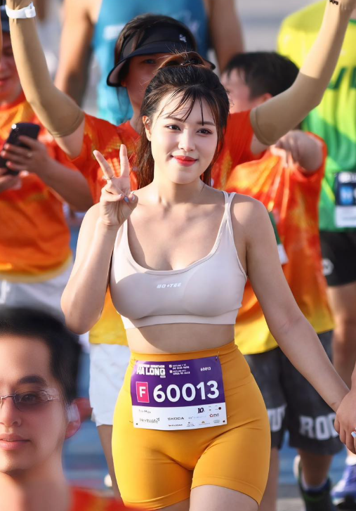 Runner Trà My Shuts Down Critics Calling Her Fake 3 screenshot 2025 06 05 113905 17490984635221194765283 1749099021092 1749099021221524780234