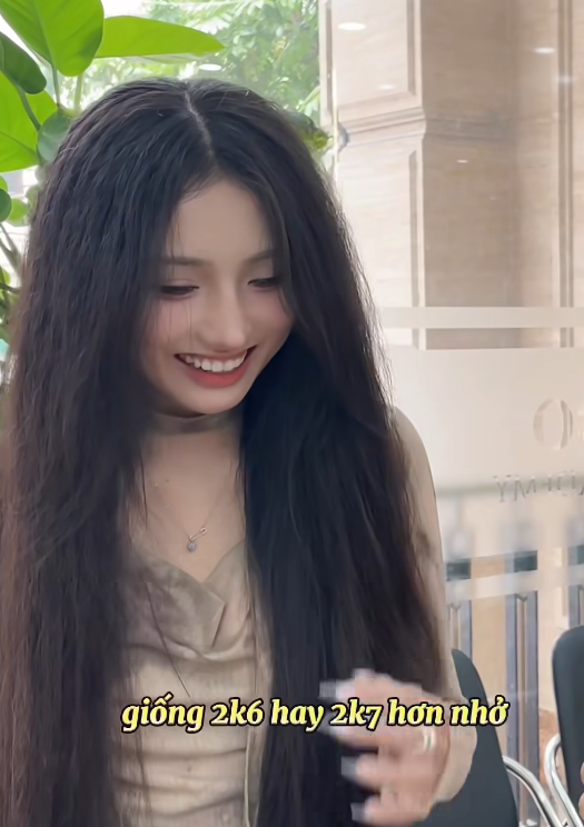 Recent video screenshot of Hoai Thu