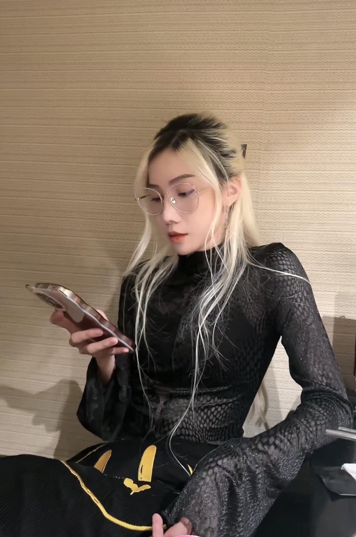Alicia Meow’s Stunning Comeback Shocks Fans with New Look 1 014287619908248909464873715289n 174667412901372698746 1746675694161 17466756947251795880263 1753518608337 1753518608480961875336 1753584301923 17535843020671469128417