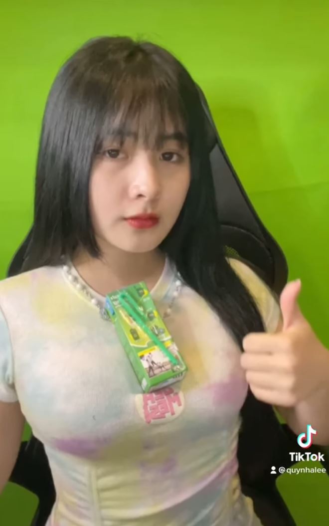 Foreign Hot Girl Nails Viral Trend Using Her Curves 5 163709quynhalee2 1752654373754 17526543738681576155266 1752654968287 1752654968457556370233