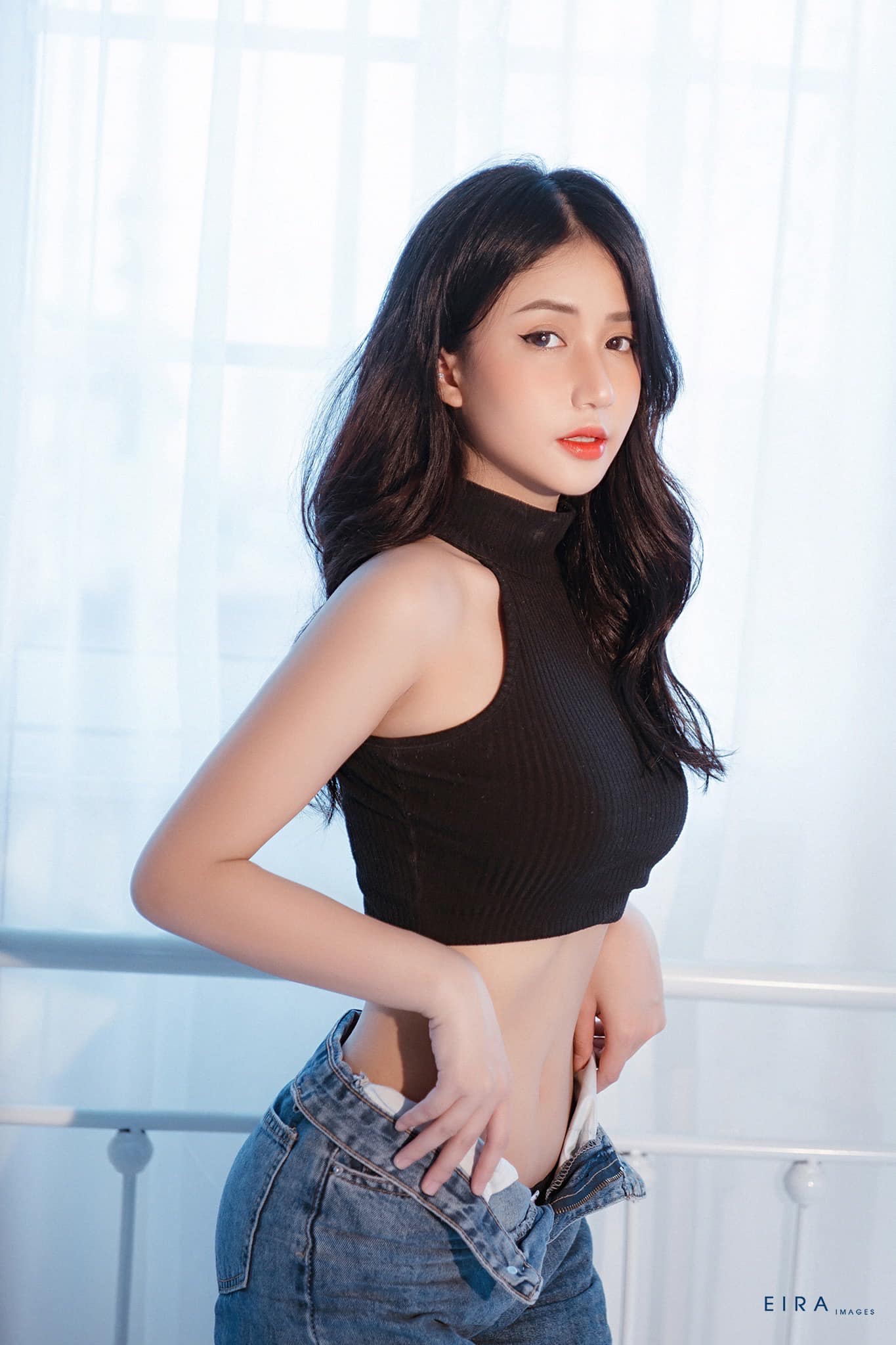 Liên Quân Star Như Lê Drops Stunning New Photos Before Birthday 10 18878132228374128999023518579014552033757287n 175221003727642702914 1752221851723 1752221851964988974127