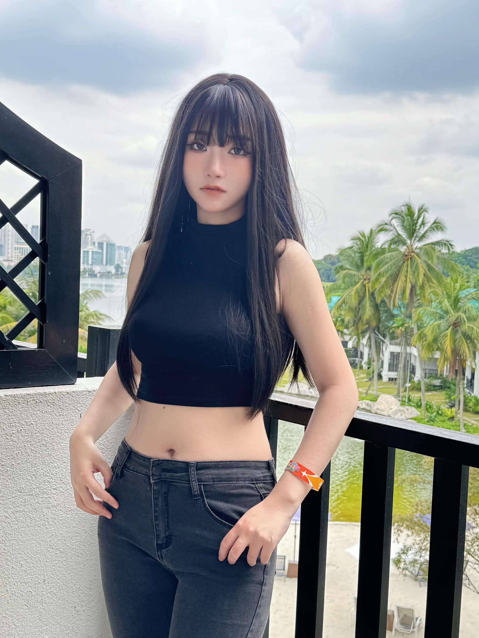 Cosplayer Who Looks Just Like Sơn Tùng M-TP Wows Fans in Vietnam 15 Roroki's final photos from Vietnam