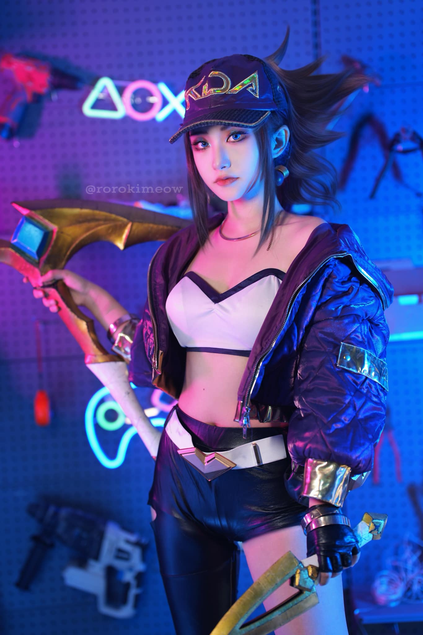 Cosplayer Who Looks Just Like Sơn Tùng M-TP Wows Fans in Vietnam 1 Cosplayer Roroki posing in Vietnam