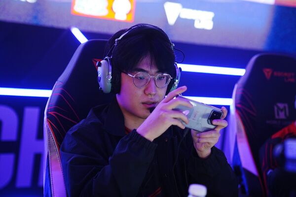 Top NA Mobile Legends Team Banned Over Rival Game Event 4 S8UL Esports player Hoon.