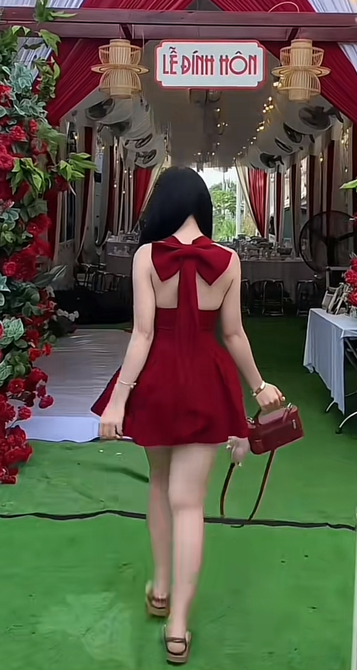 Makeup Artist Sparks Debate with Bold Wedding Looks 4 Makeup artist’s standout outfit.