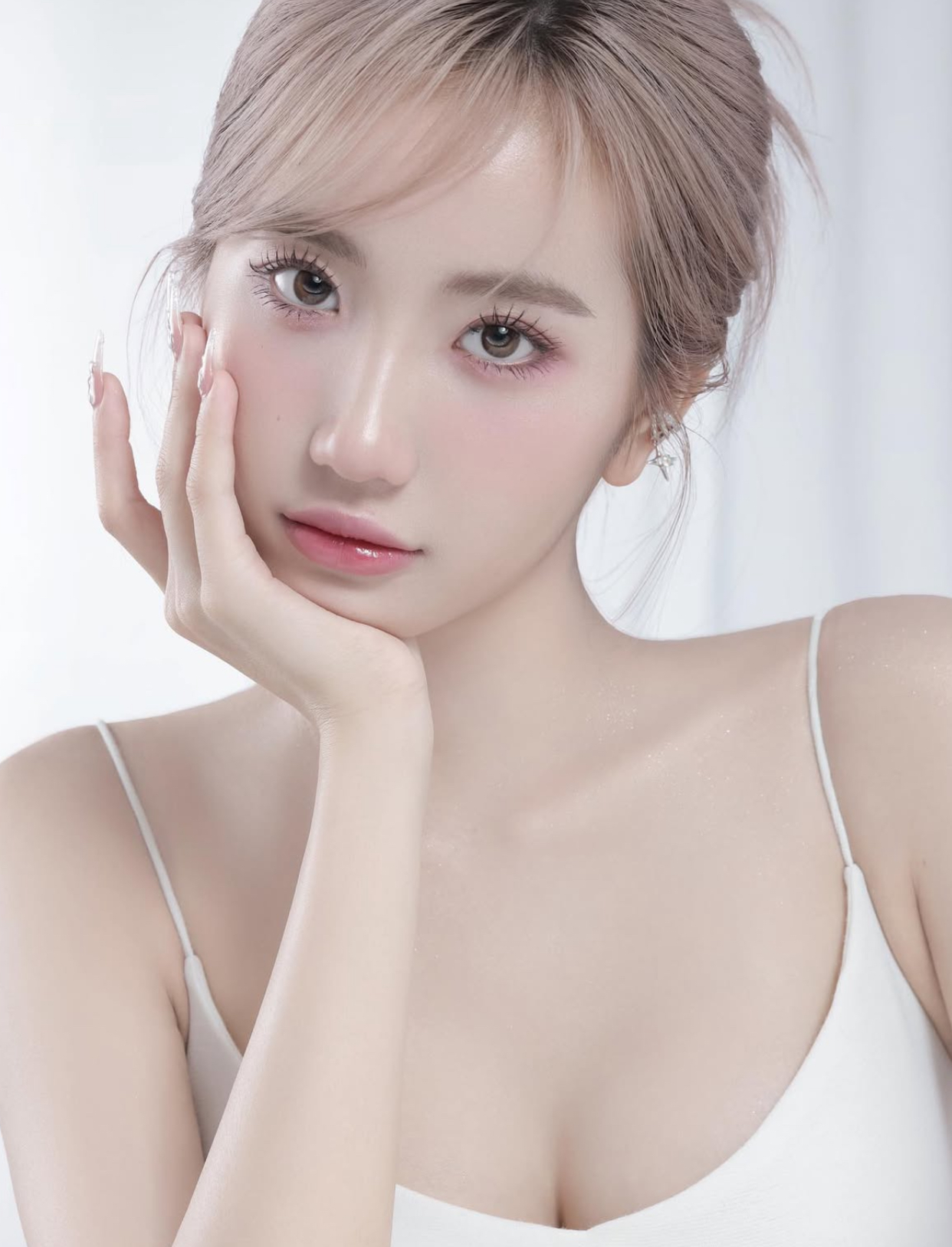 Huyền 2k4 Turns Bali Into Her Own Runway 8 Her fresh, captivating beauty.