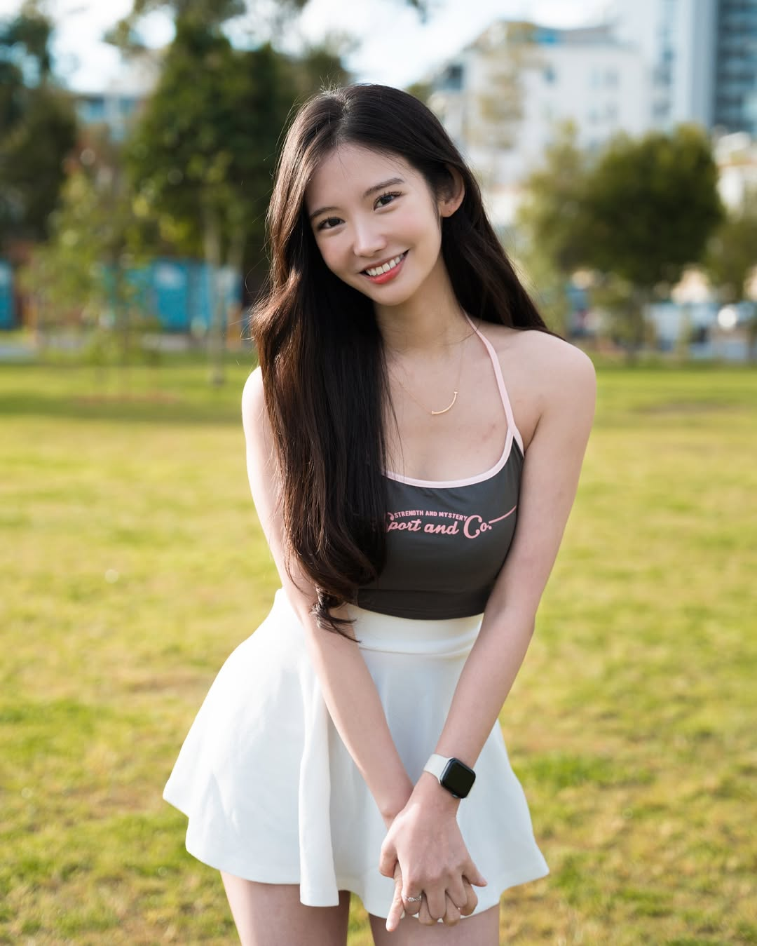 Nahyun Kim’s Real Look Sparks Mixed Reactions Online 3 Nahyun Kim posing during trip