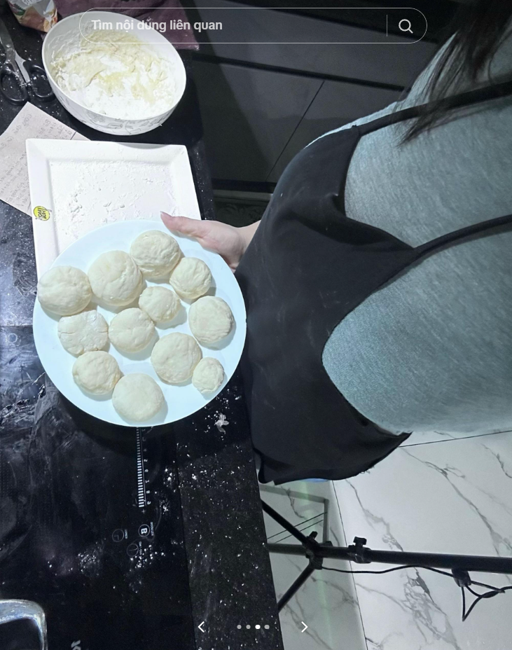 Pi Tiên's Kitchen Photos Go Viral with Millions of Views 4 Pi Tiên in casual home wear