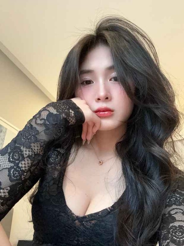 Quynh Alee Fans Push Back Hard Against Tran Ha Linh Comparison 4 17547975856392113856831 1754798770470 1754798770754607691294