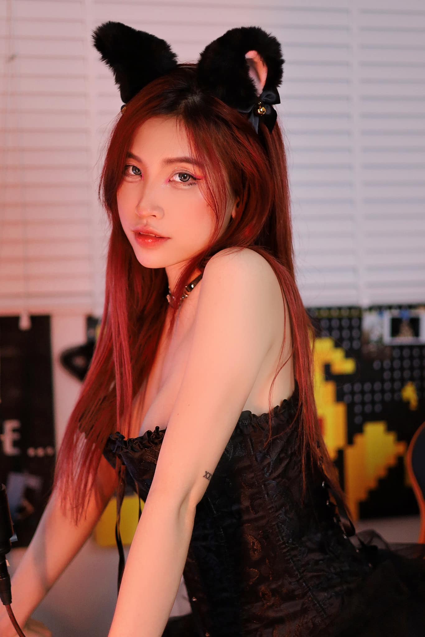 Streamer Lily Phan’s Bold Bikini Post Sparks Fan Reactions 2 Lily Phan smiling brightly