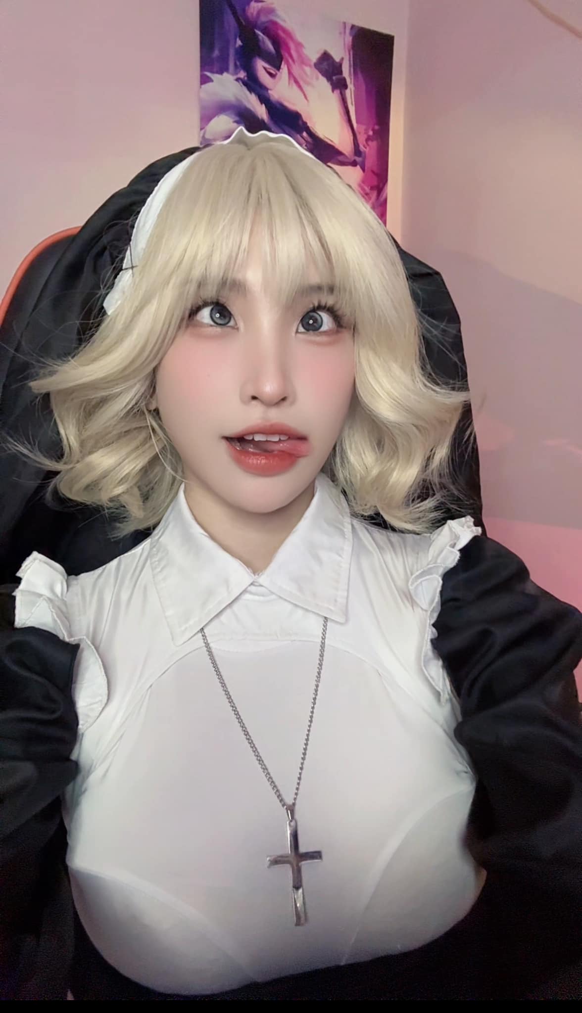 Streamer Lily Phan’s Bold Bikini Post Sparks Fan Reactions 14 Lily Phan casual photo