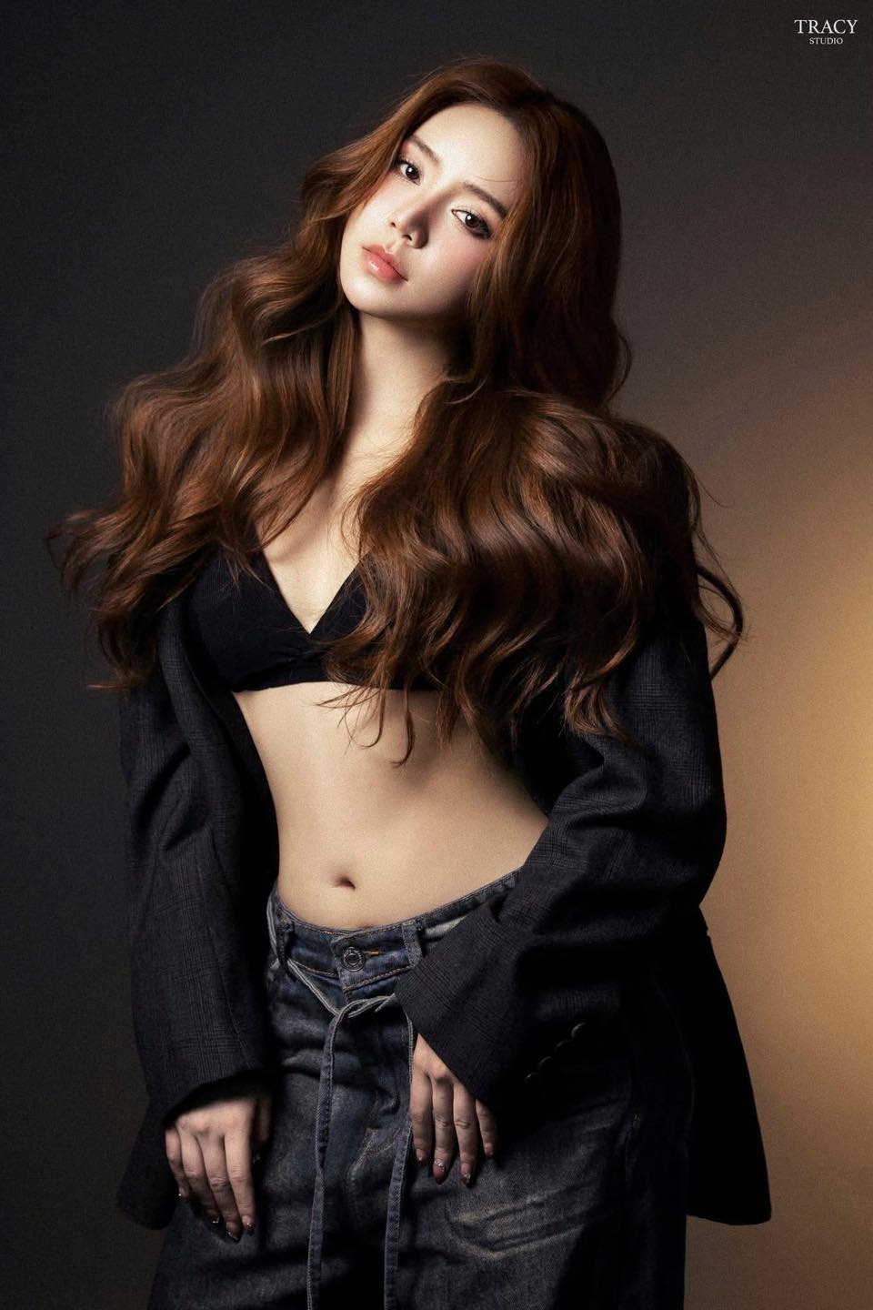 Quỳnh Kool Stuns Fans with Bare-Back Lingerie Shoot 10 Quỳnh Kool's stunning lingerie shoot