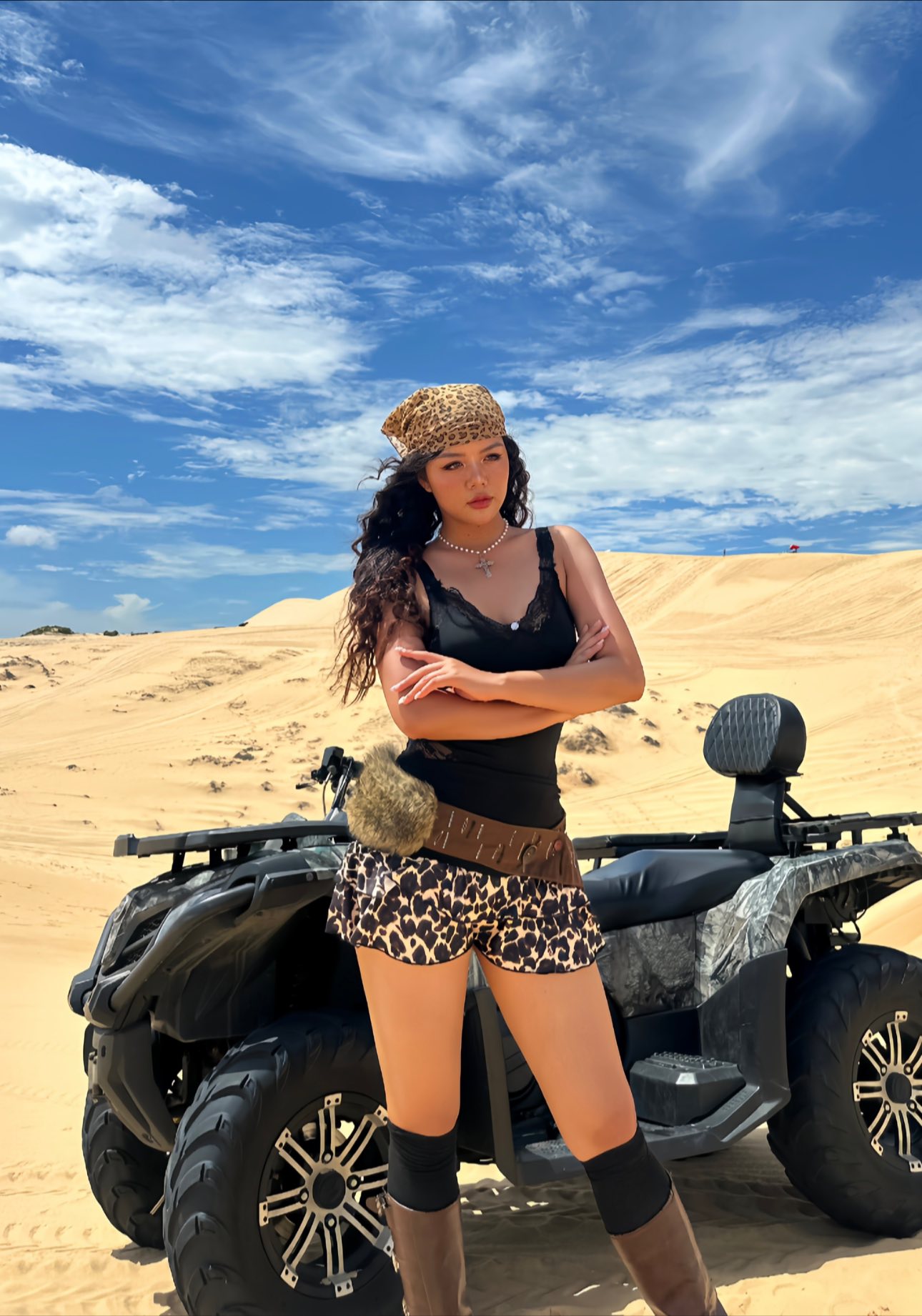 Meet the Stunning Parade Goddess Turning Heads Online 7 Ngo Lam Phuong casual look showing off her style
