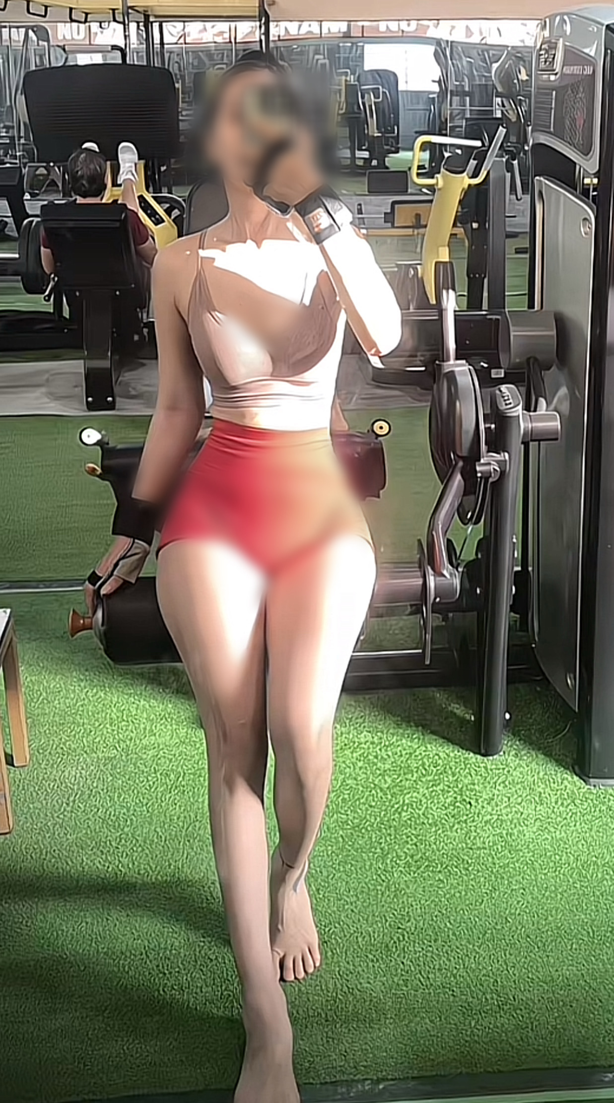 Coffee Seller Shuts Down Critics, Shows Off Gym-Ready Body 7 She confidently posts videos in revealing gym wear.