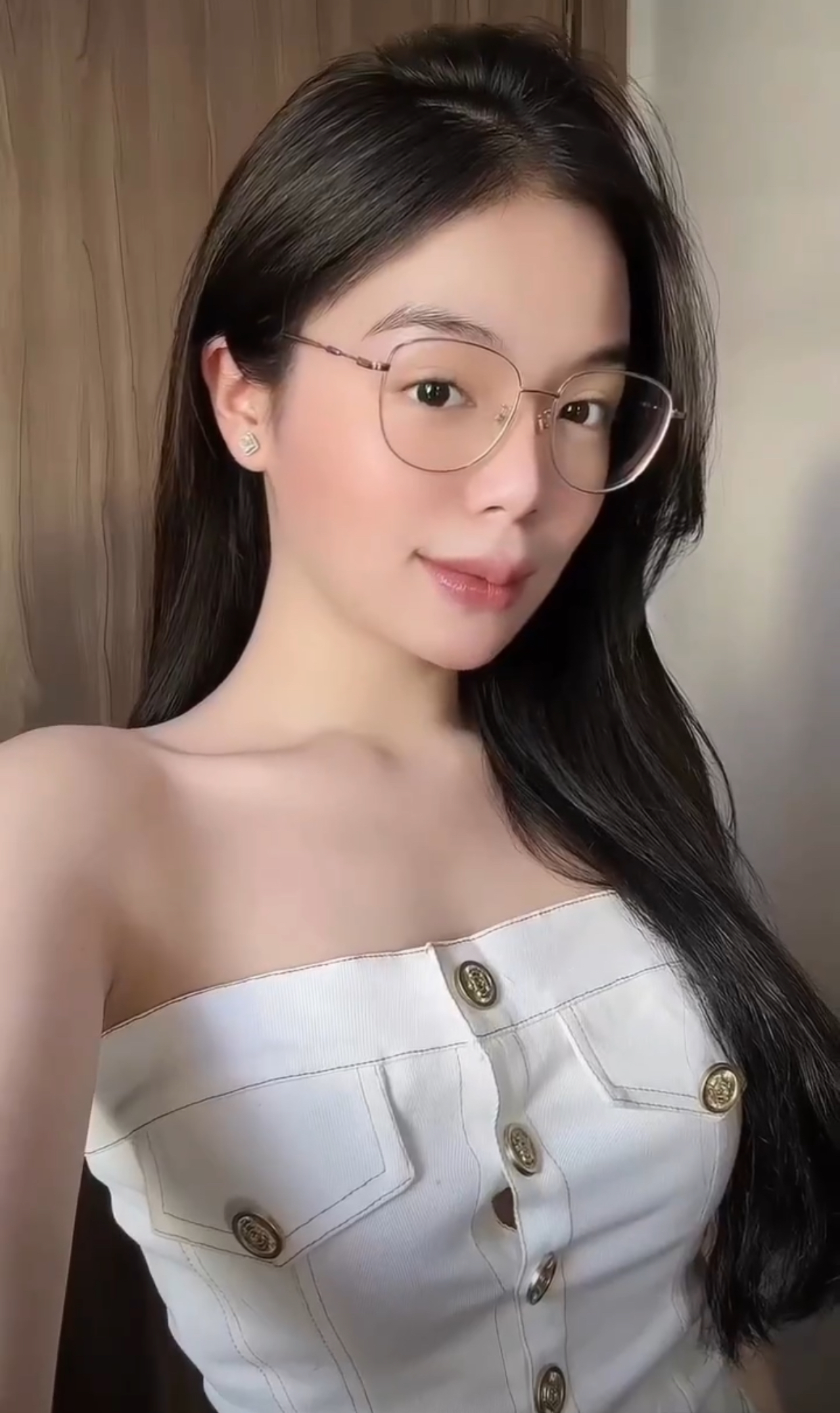 Meet Em Tram: The New TikTok Trend Everyone’s Obsessed With 9 Photos shared by Em Tram on social media