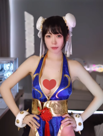 Smolmerichan's Stunning Chun-Li Cosplay Sparks Fan Debate 1 edit screenshot 2025 08 14 143446 17551569855861361139261 1755158582674 1755158582829815420243