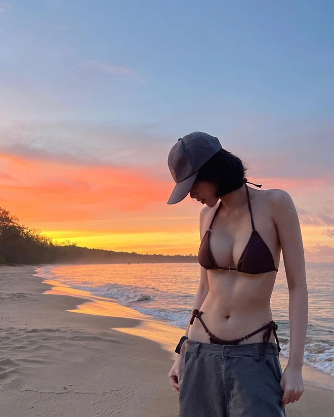 Lai Bâng’s Girlfriend Stuns Fans with Sizzling Bikini Photos 6 Trang Six glamorous style