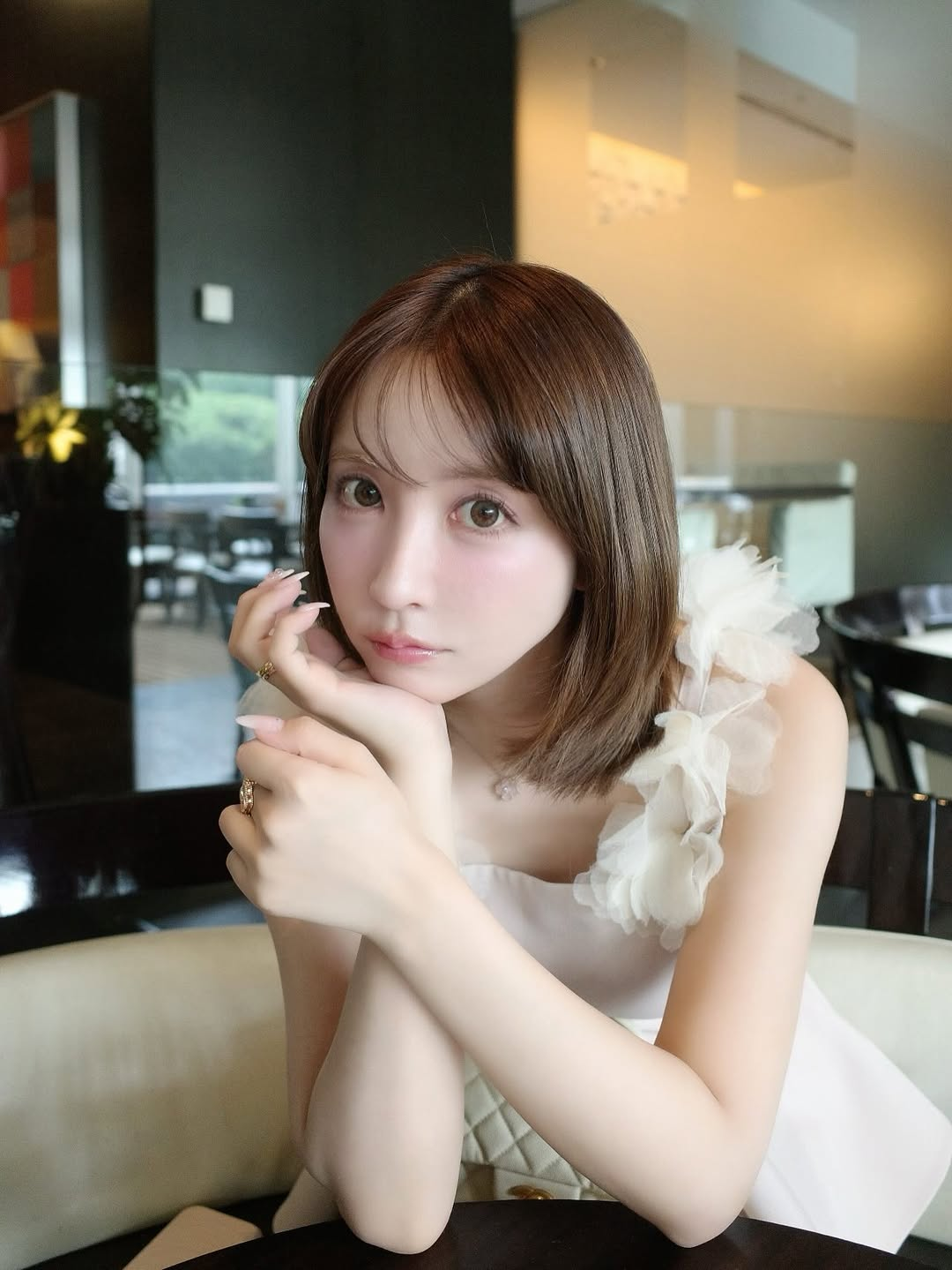Yua Mikami Claps Back at Wedding Dress Drama 2 photo 1754032014009 17540320144391991932756 1754272714316 1754272714886184504031 1754275194136 1754275194301250144936