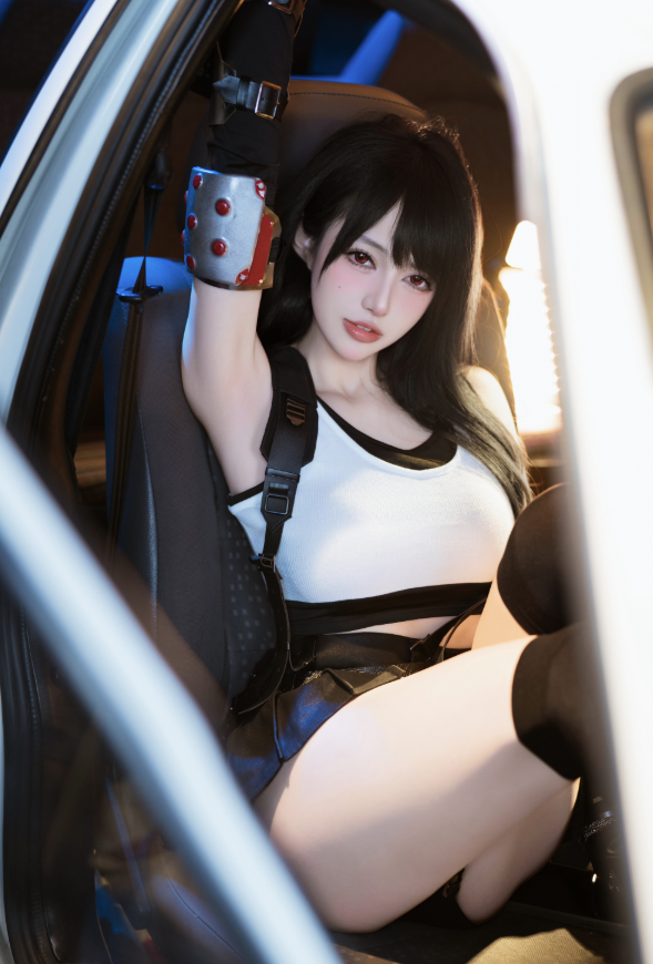 Cosplayer Nails Iconic Tifa Look and Wins Hearts Off-Camera 4 screenshot 2025 08 08 113431 17546277065891195535014 1754639477640 1754639477879277505079