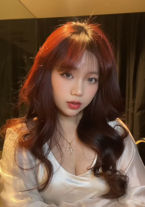 Bảo Hân Helia’s Stunning 15-Second Video Captivates Fans 5 screenshot 2025 08 29 104152 17564389731461397042487 1756441021694 17564410227621141751504