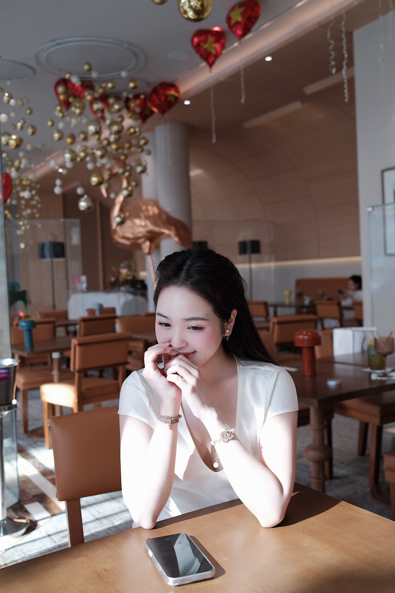 Pickleball Star Stuns in Bikini, Fans Praise Her Simple Style More 9 Le Phuong Anh casual style photo