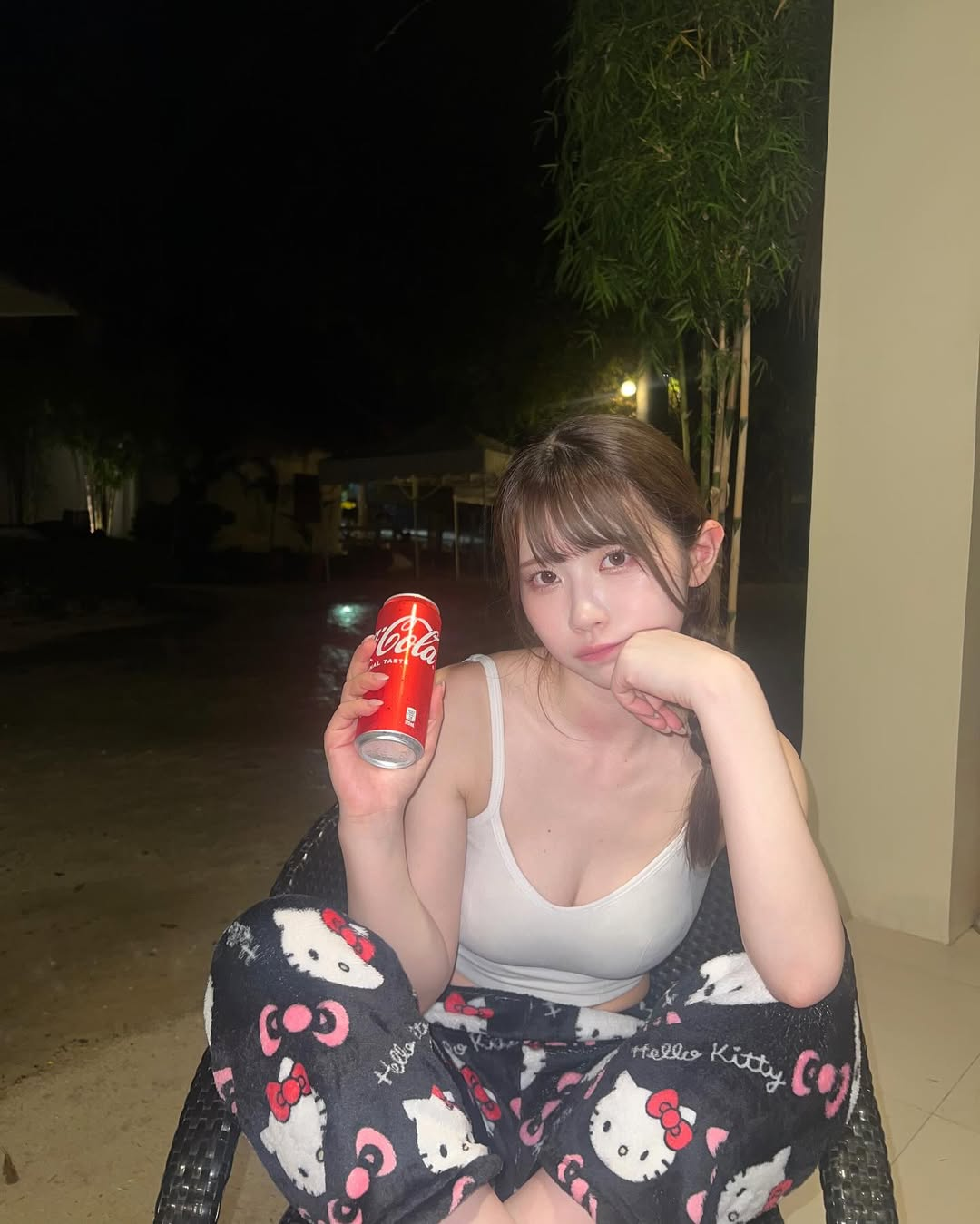 Aoi Ibuki posing