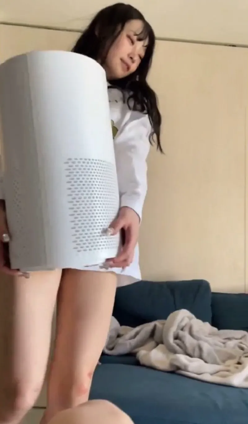 Shirosaki Yukia throwing air purifier