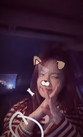 Ngoc Kem Sparks Dating Rumors After Drama, Fans React Differently 7 Ngoc Kem and Lai La Cuong Day livestream