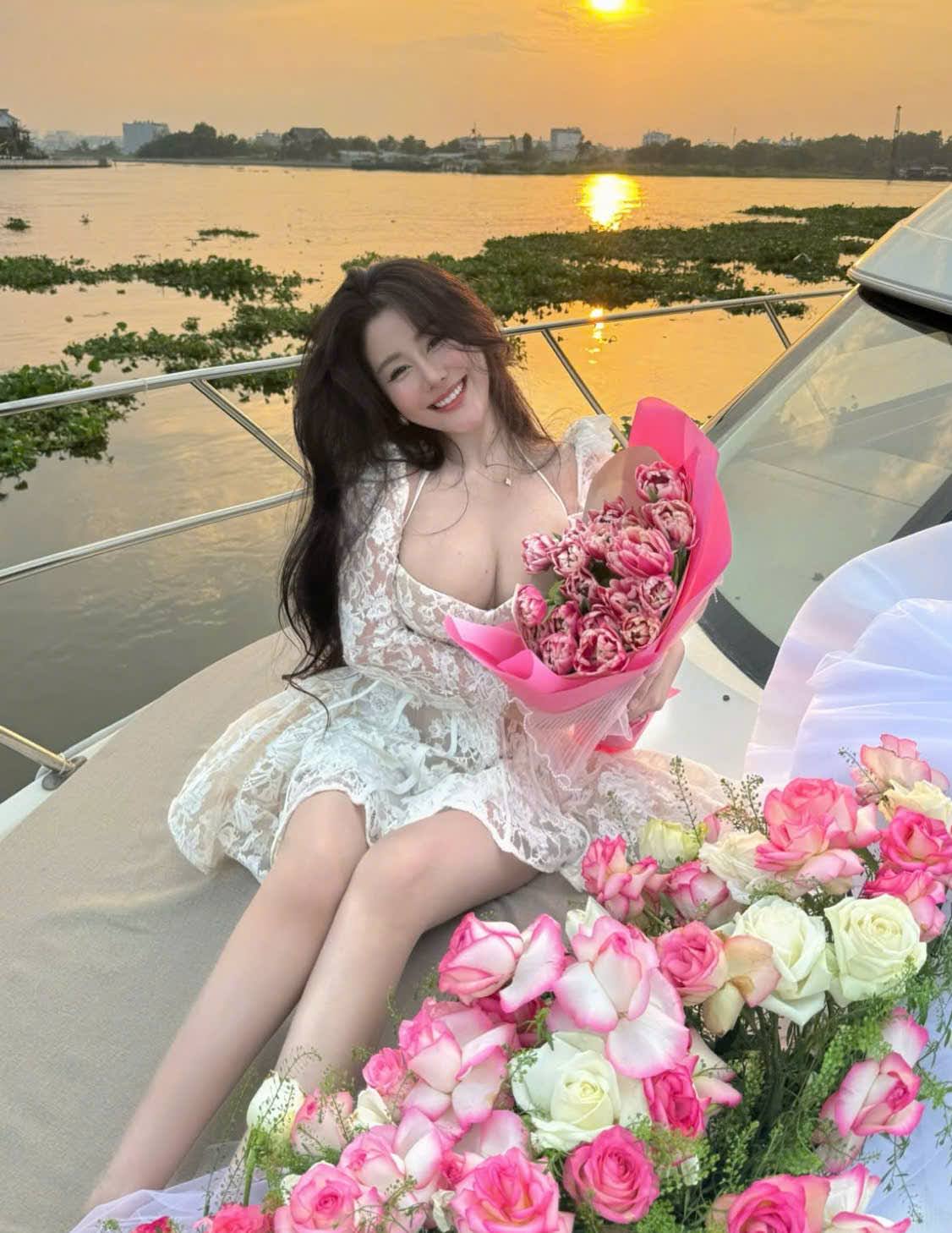 Sweet beauty of a true lady