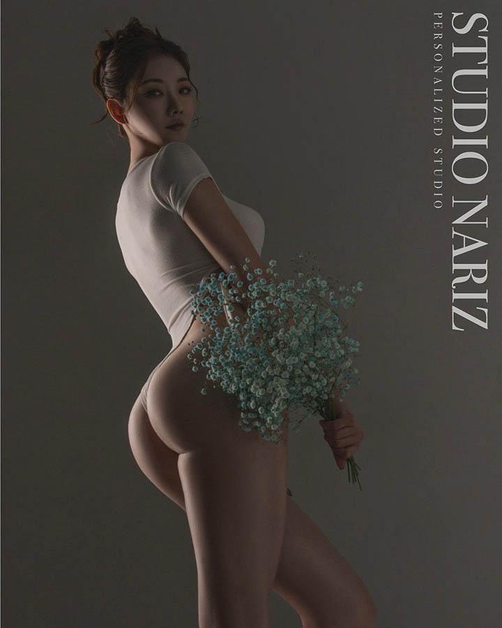 Dana striking a confident pose