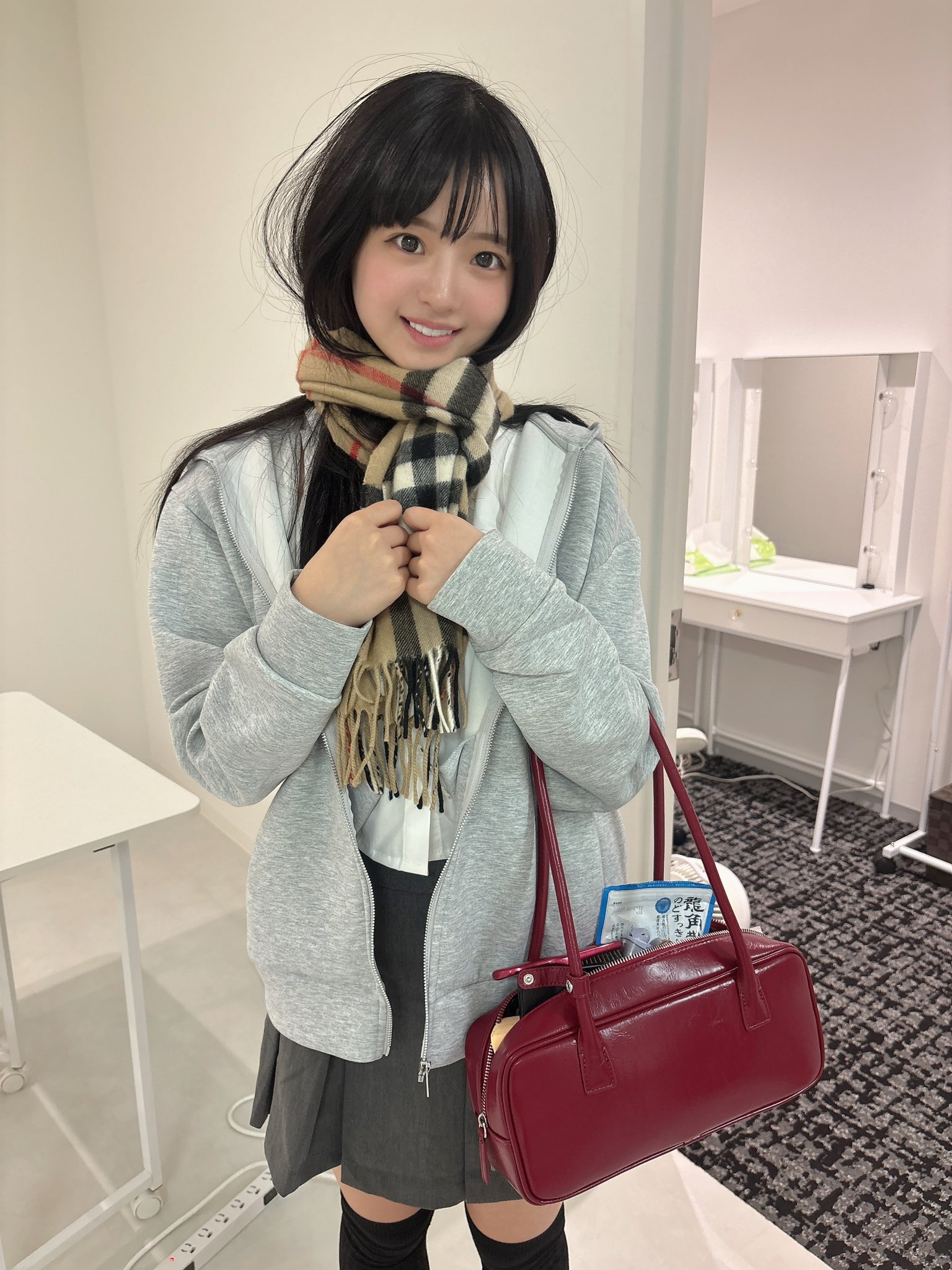 Inoue Momo: Japan’s Stunning New 'Once in a Millennium' Beauty 2 Inoue Momo close-up