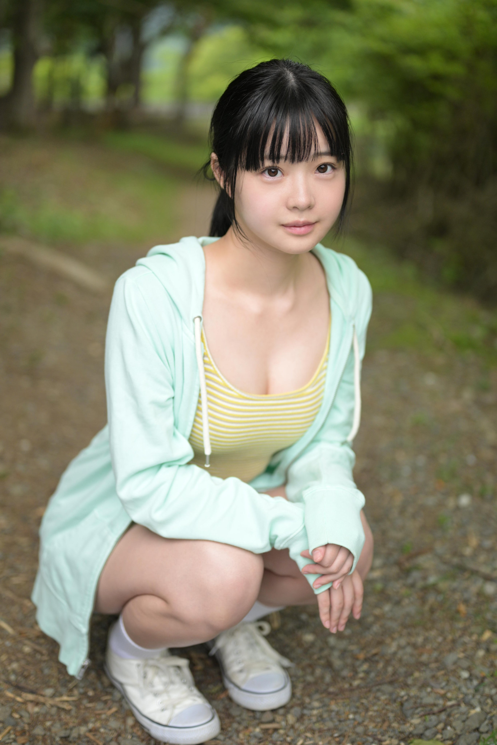 Inoue Momo: Japan’s Stunning New 'Once in a Millennium' Beauty 4 Inoue Momo natural beauty