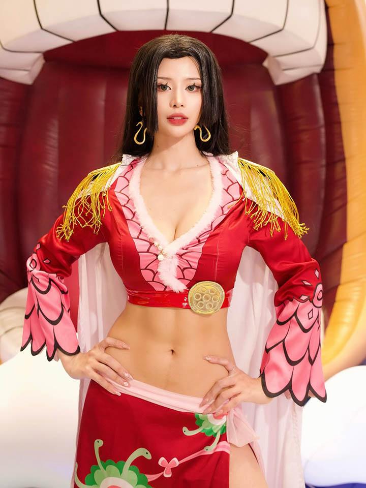 Charess showing off her toned figure