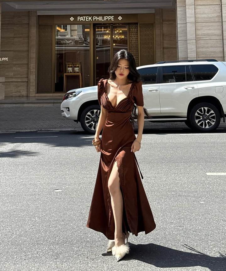 Mai Dora in a sexy short dress