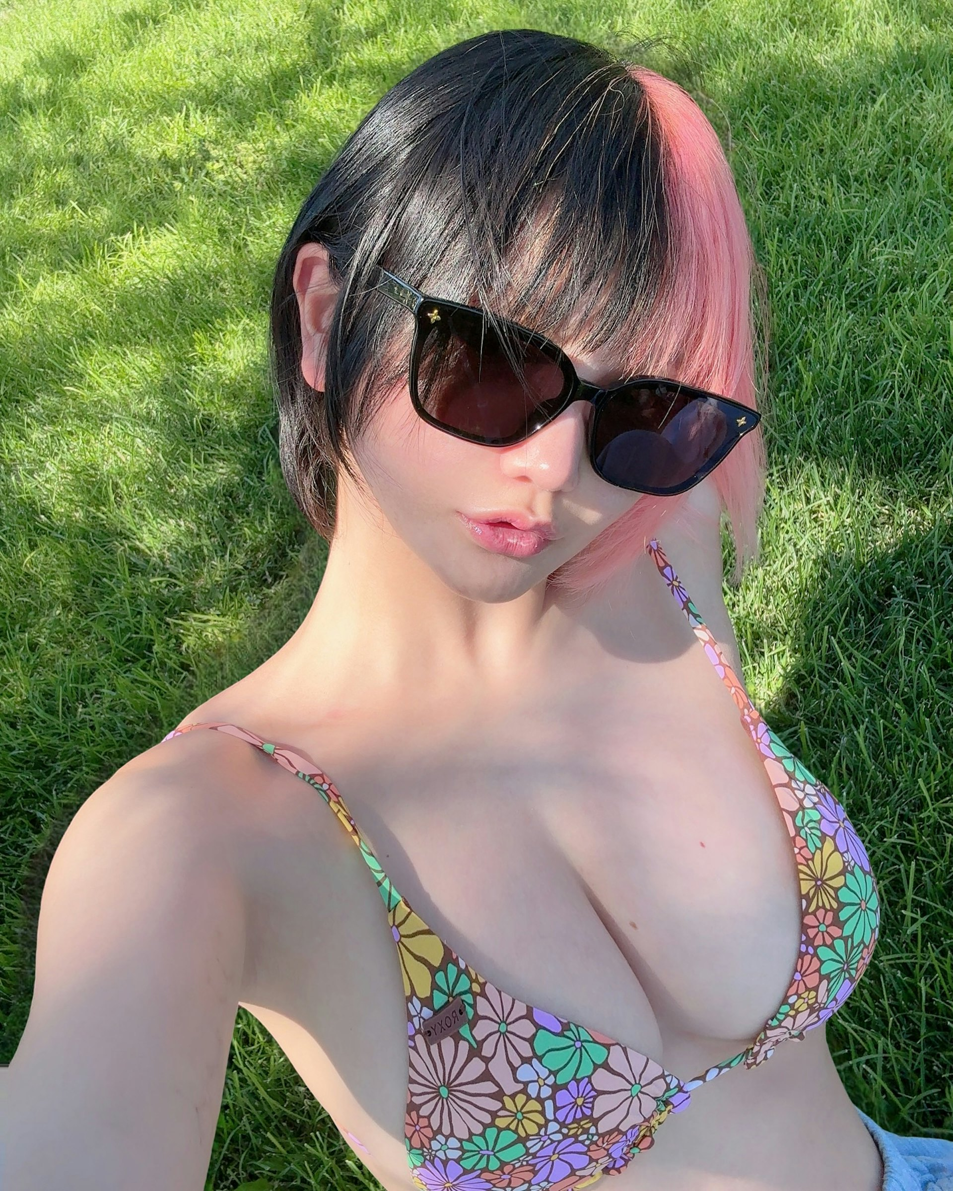 Streamer C cosplay moment