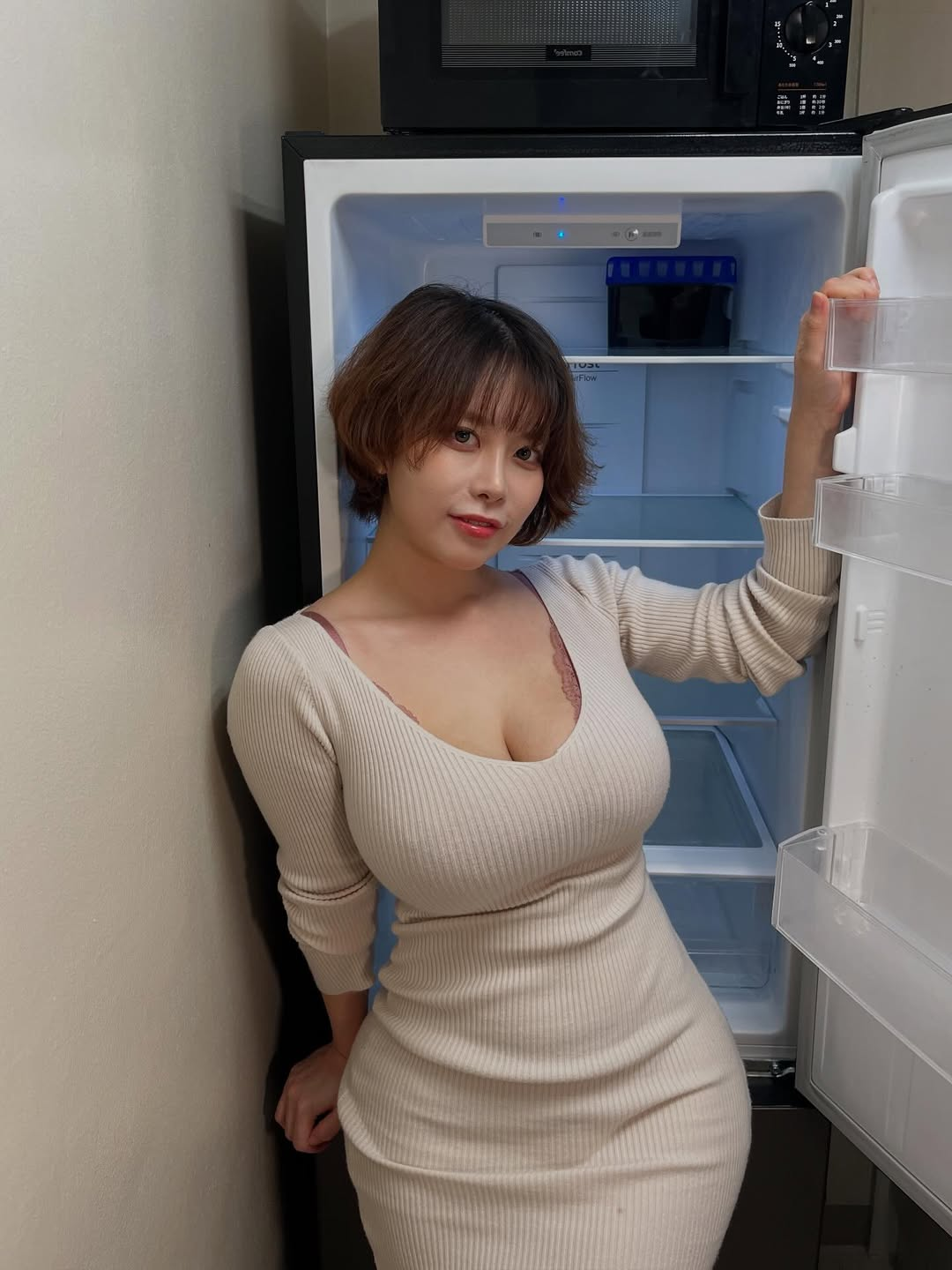 Kanojo’s unique proportions