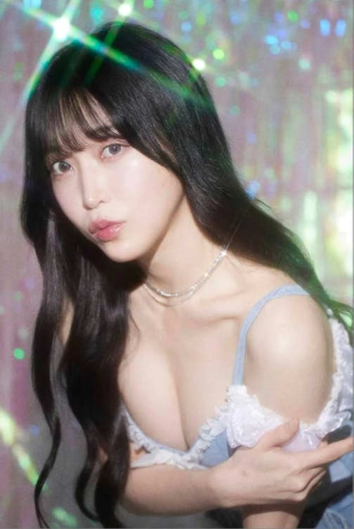 Nanase Alice Shocks Fans with Indefinite Hiatus Announcement 3 Nanase Alice smiling