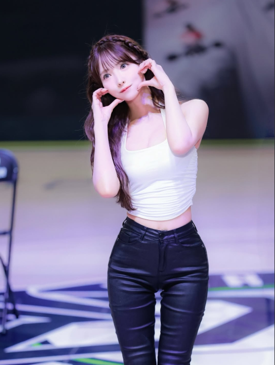 More critical comments about Yua Mikami