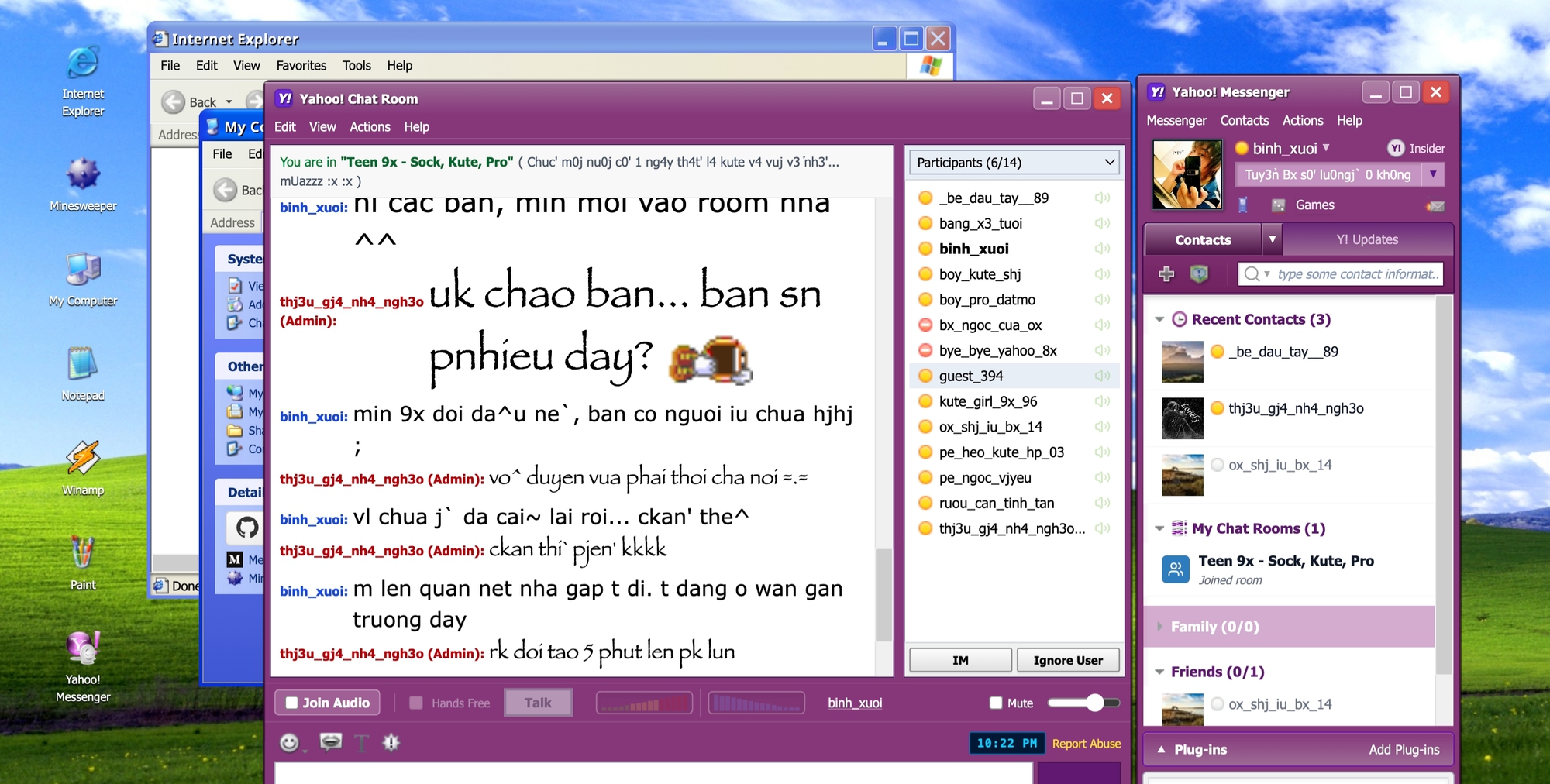 Yahoo Chat Comeback interface with Windows XP background running in browser