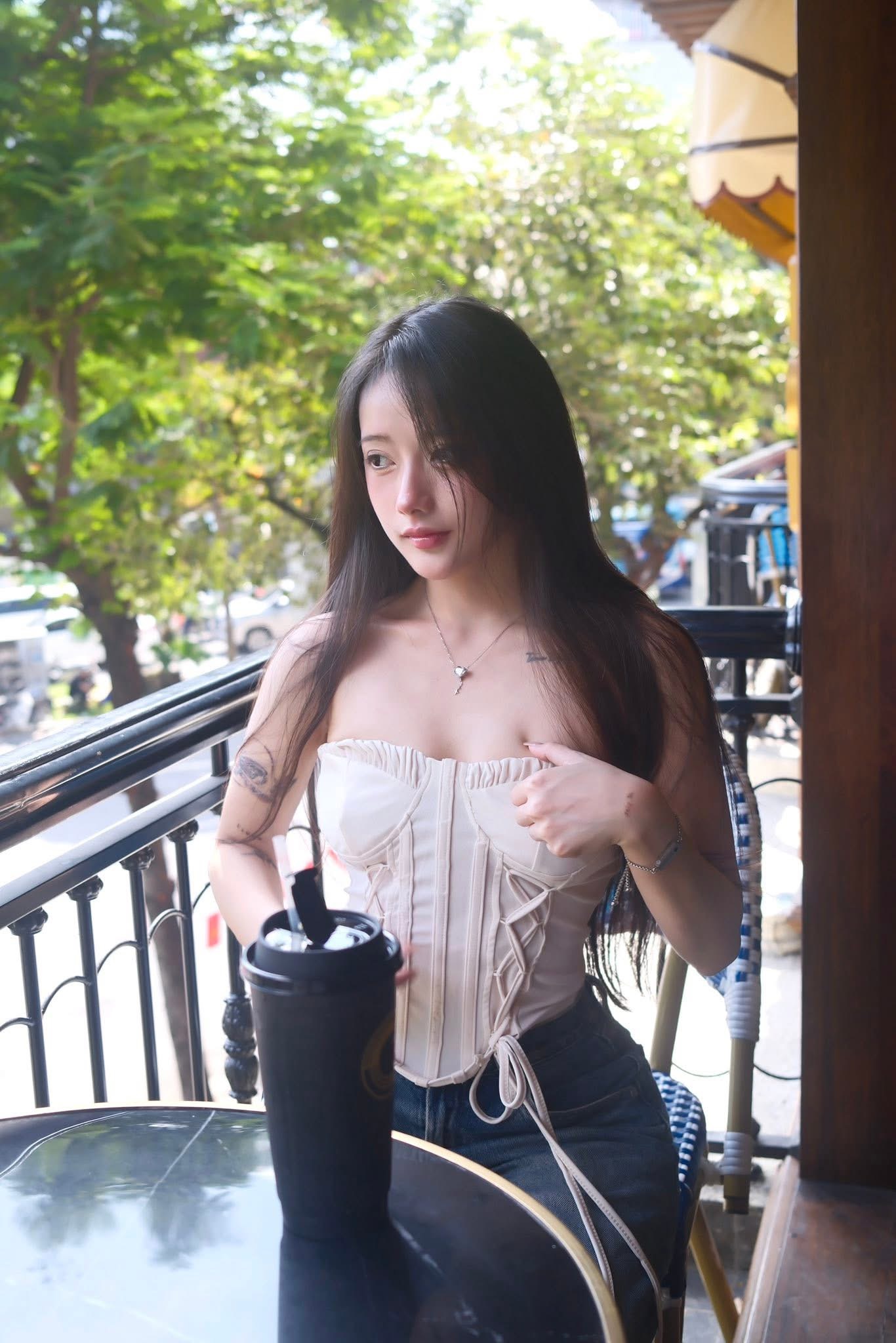 Viviha casual photoshoot