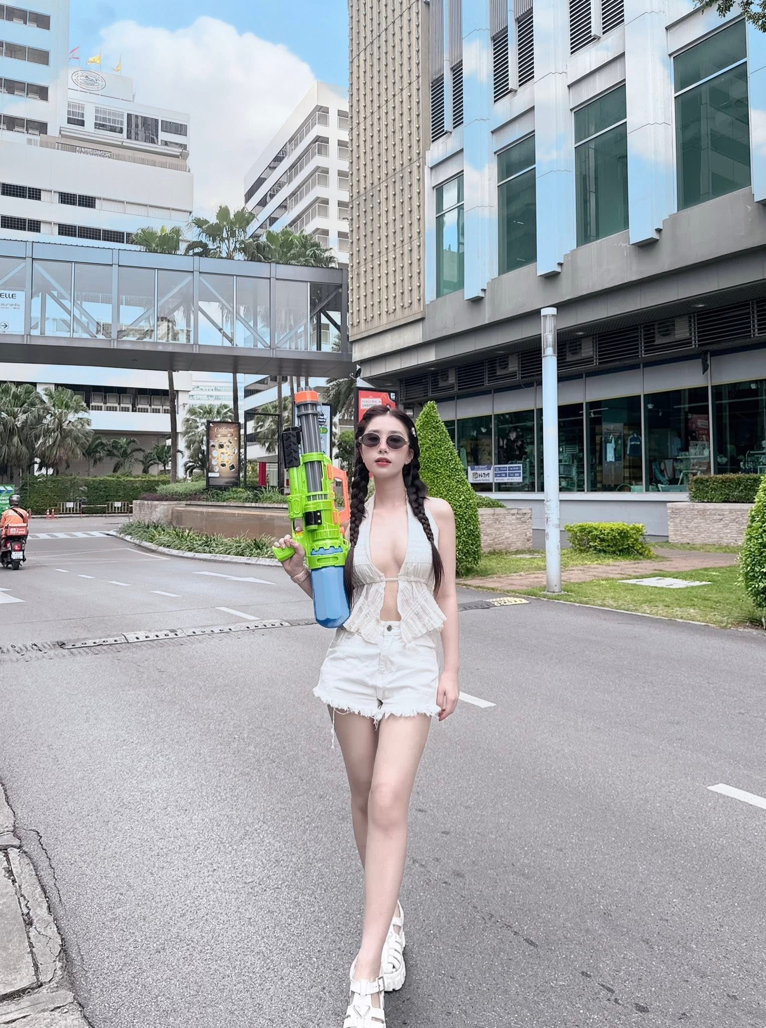 Tiểu Hý beauty portrait