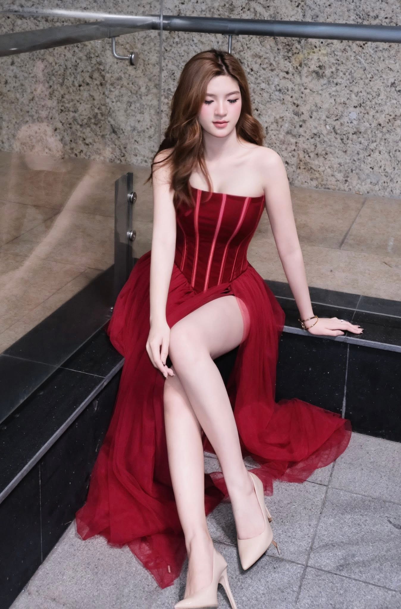 Vu Mai Thao smiling brightly